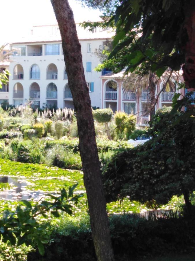 Appartement T2 Avec Piscine A 100 M De La Plage Six-Fours-les-Plages Buitenkant foto
