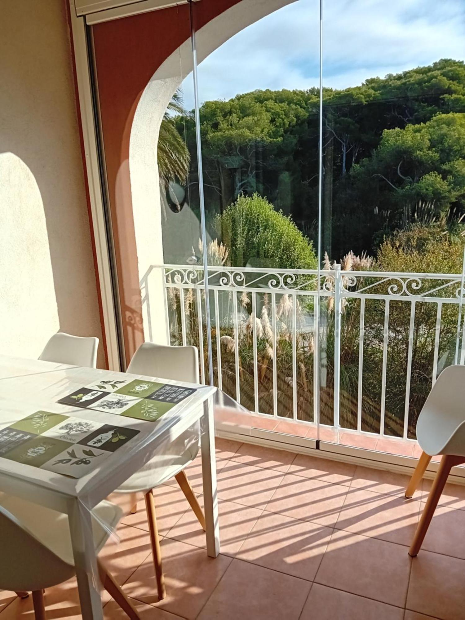 Appartement T2 Avec Piscine A 100 M De La Plage Six-Fours-les-Plages Buitenkant foto